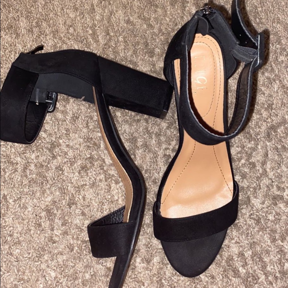 Block heels sandals